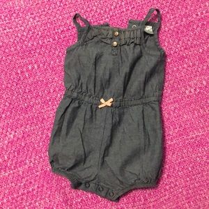 Carter’s 12m romper